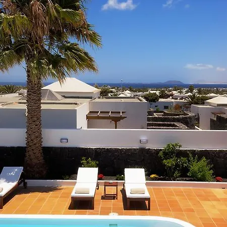 Lanzamar Villa